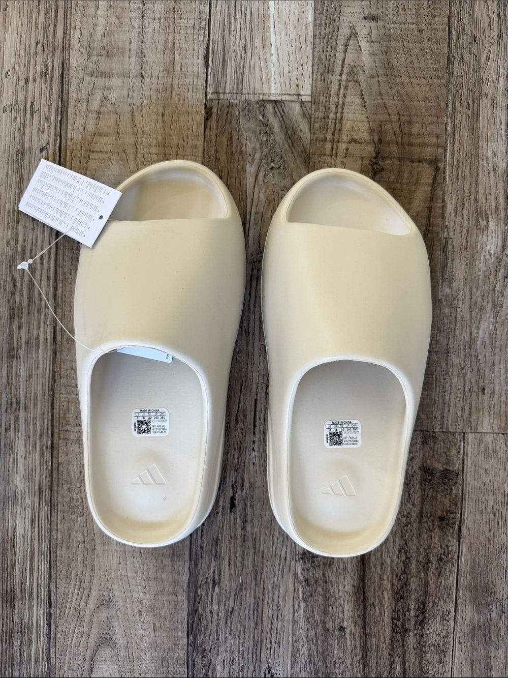 Yeezy Slides